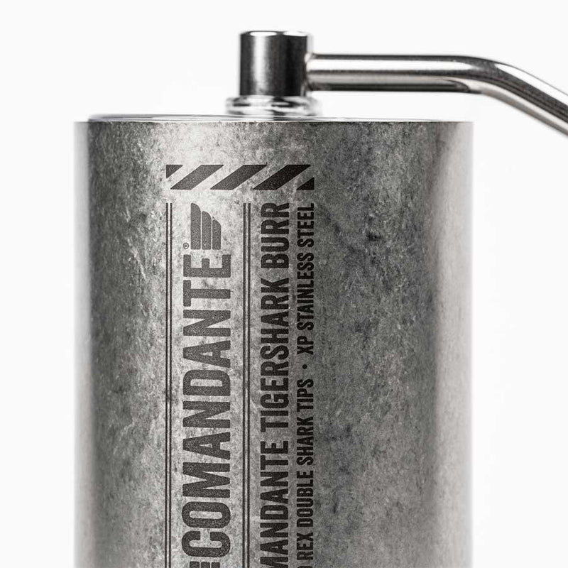 Comandante C40 MK4 Serie LAB Tigershark