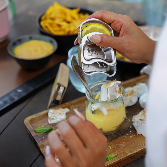Lemoneasy Stainless Steel Lemon Slice Press - Compact Citrus Juicer, Dishwasher Safe, Made in Germany