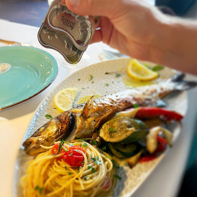 Lemoneasy Prensa de Rodajas de Limón de Acero Inoxidable - Exprimidor Compacto de Cítricos, Apto para Lavavajillas, Fabricado en Alemania