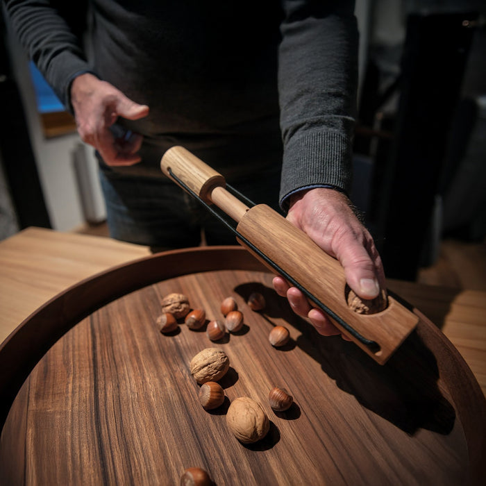 Nutcracker “Nuss Kracher” Made of Oak Wood, Innovative Design from the Black Forest, Made in Germany