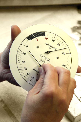 Fischer Sauna Thermometer & Hygrometer, Pinewood, 155 mm / 6.1", 196TH-03F (US, Fahrenheit)